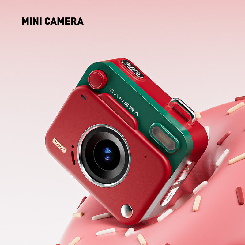 Digital Camera Retro Design: Vintage-inspired aesthetics with modern functionality.